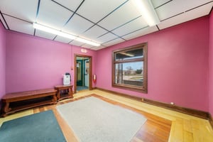 28673285