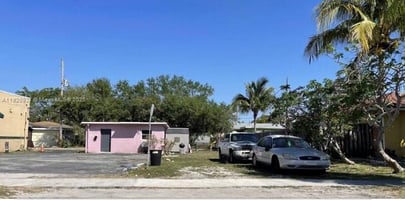 28675943