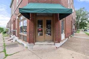 28704262