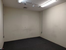 28708979