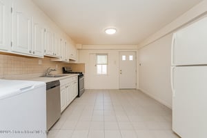 28925206