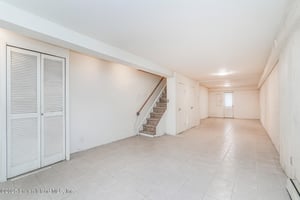 28925208