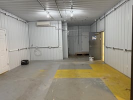 31710122