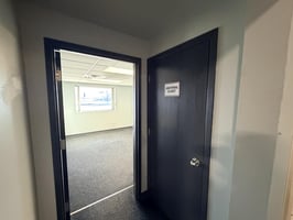 28718640