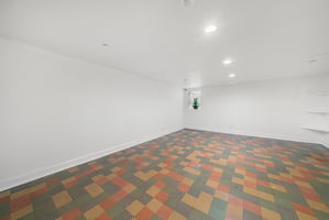 33571941