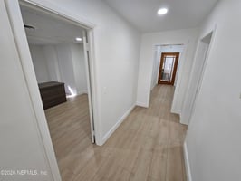 29181049