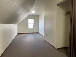 31371096