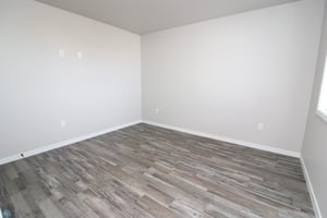 28835300