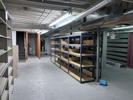 33562710