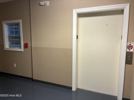 28853081