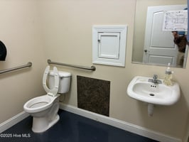 28853033