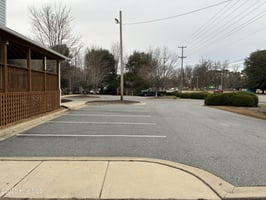 28853084