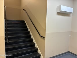 28853082