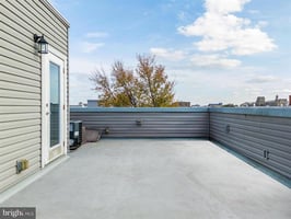 28853304
