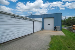 32800594