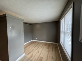 28882986