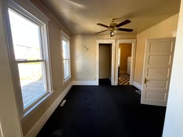 28883084
