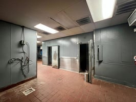31803364