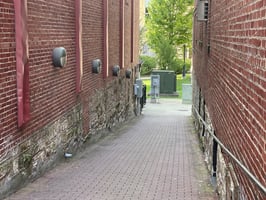 28893822