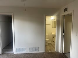 28895508