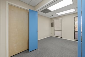 30957525
