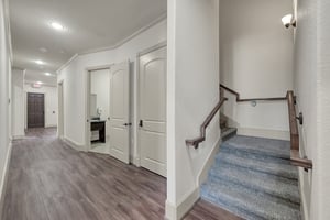 28900487