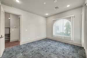 28900489