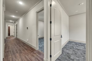 28900474