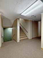 28903284