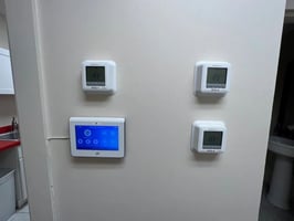 28918405