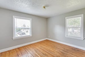 28938295