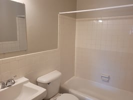 28938879