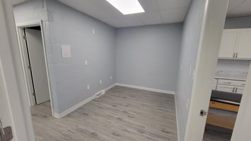 28949037