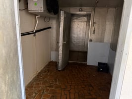 28950976