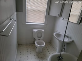 28952372