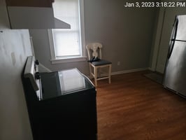 28952368