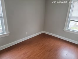 28952381