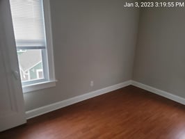 28952371