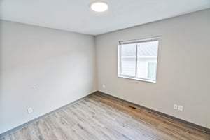 28957567
