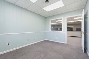 28976553