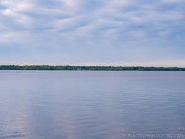 32600940