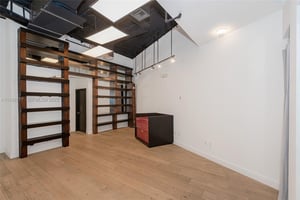 28983632