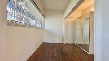 28985233