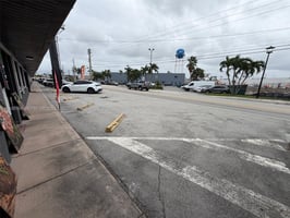 29003762