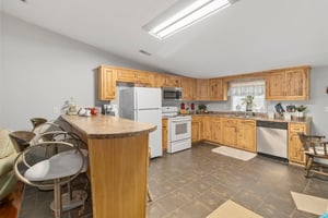 29008502