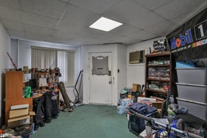 29020957