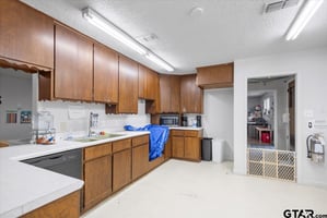 29022487