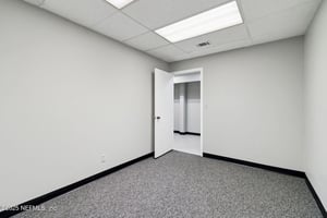29025533