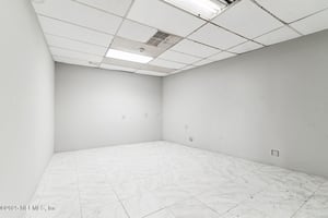 29025700