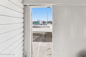 29025615